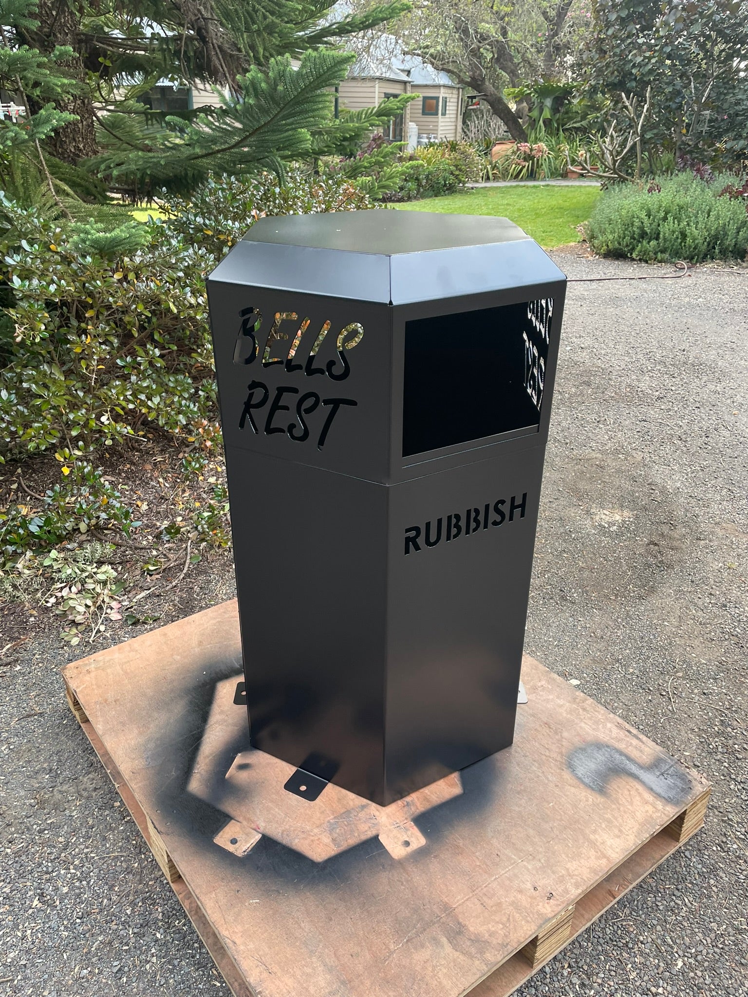 Rubbish Bin